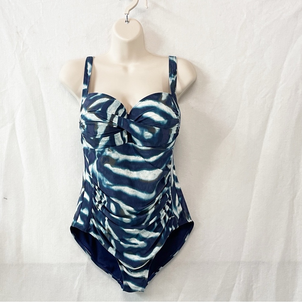 Nip Tuck Sz 12 One‎ Piece Swimsuit Blue Jet Stream Joanne Ruching Beachy Resort